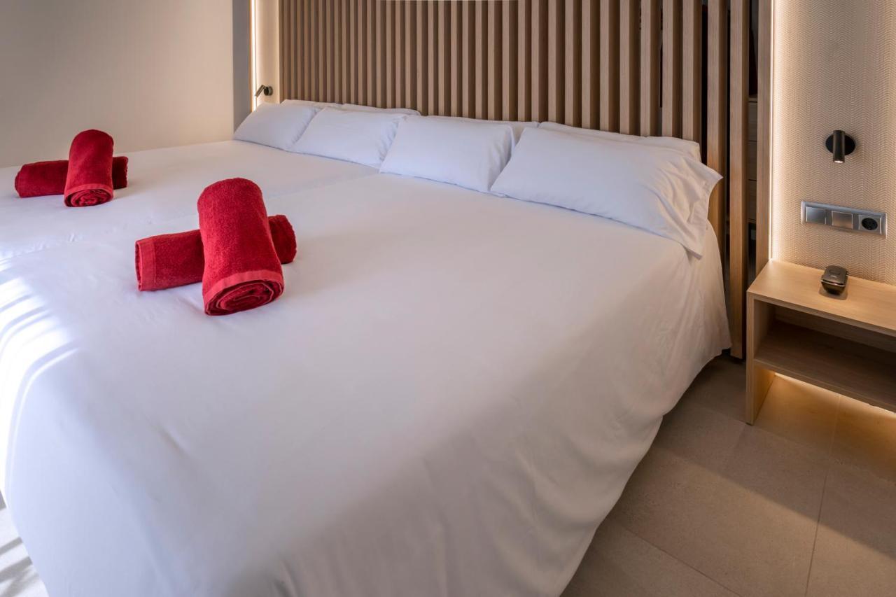 Alhambra Hotel 4*